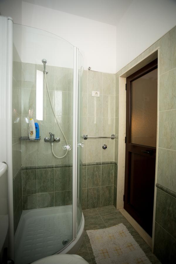 Kolping Hotell Shkodër Exteriör bild